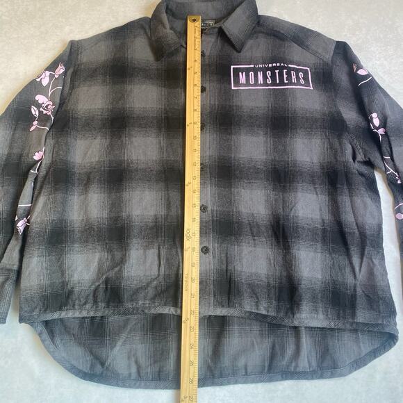 UNIVERSAL MONSTERS Womens Large Long Sleeve Plaid Button Up Bride Frankenstein - Picture 2 of 8